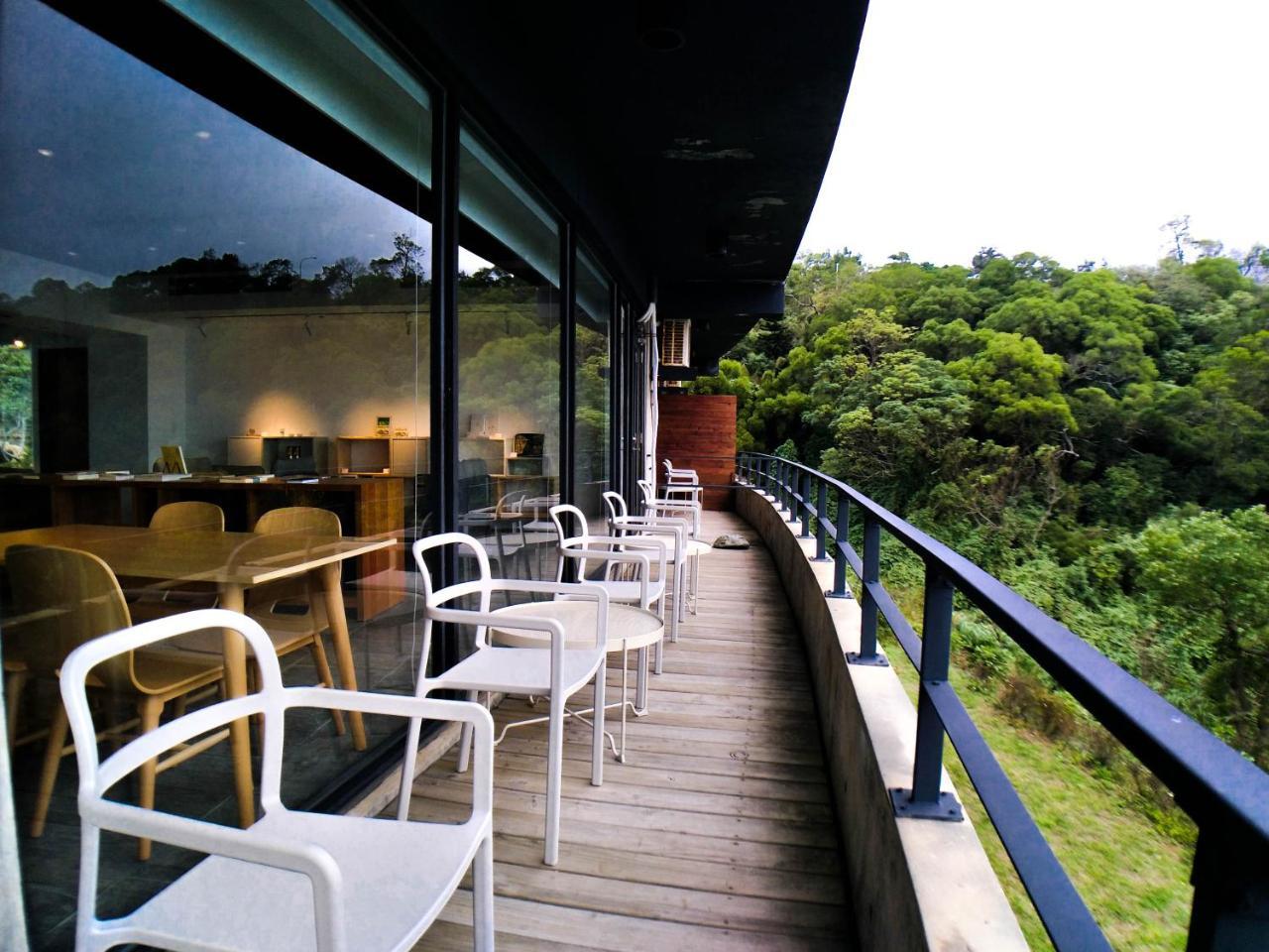 Dayspring Inn Nangan Exterior photo